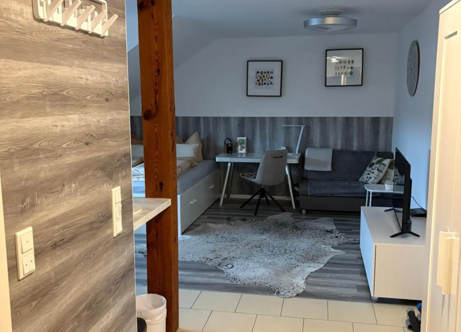 Апартаменты Grosse Moderne Ferienwohnung Mit Klimaanlage, Parkplatz Inklusive Top !